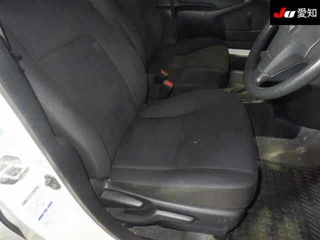 Toyota PROBOX VAN 2017 7505281-6