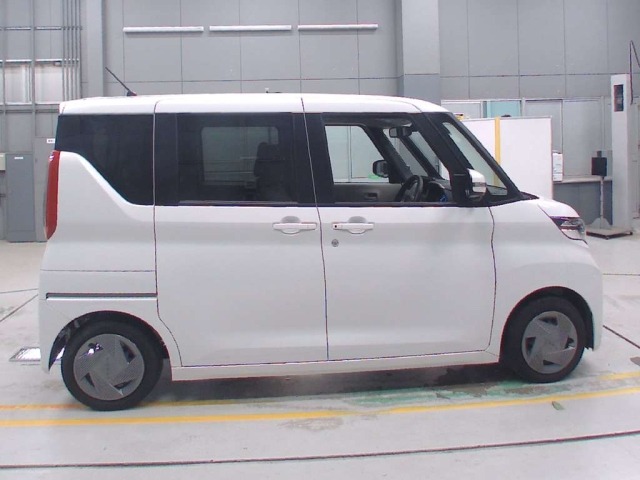 Nissan ROOX 2025 7514247-3