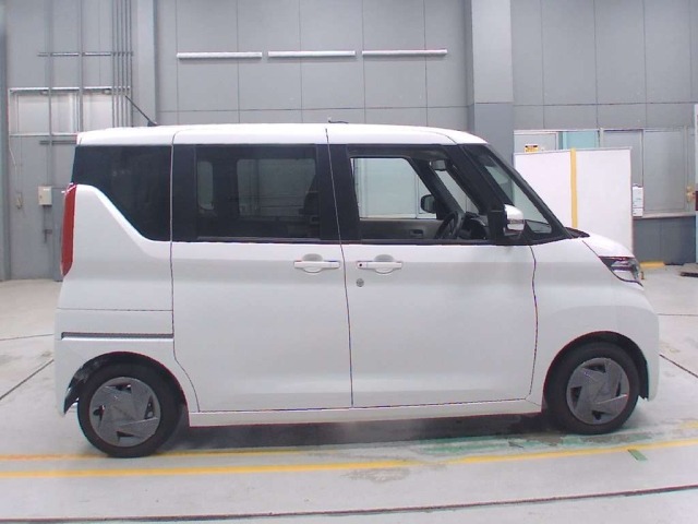 Nissan ROOX 2025 7514251-3