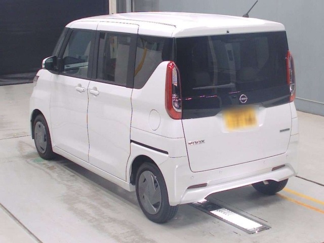 Nissan ROOX 2025 7514251-6
