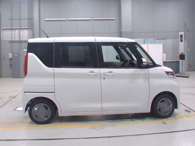 Nissan ROOX 2025 7514259-3