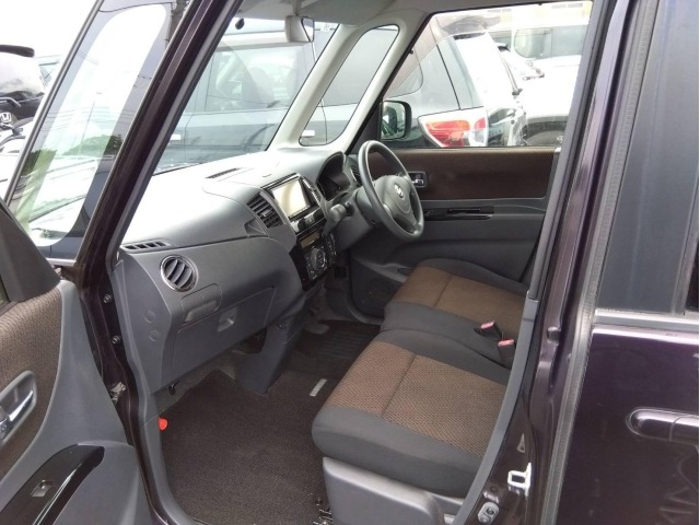 Nissan ROOX 2011 7514413-5