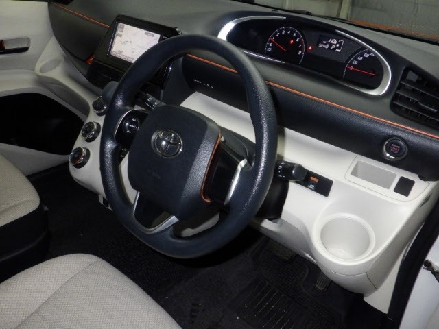 Toyota SIENTA 2015 7521804-3