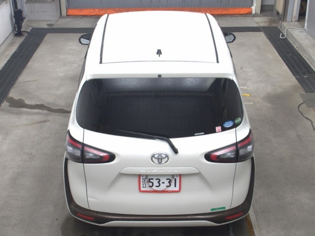 Toyota SIENTA 2015 7521804-7