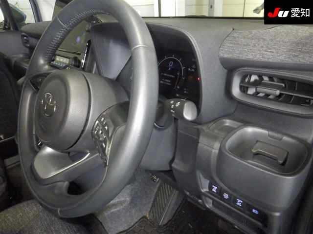 Toyota SIENTA 2023 7521817-5