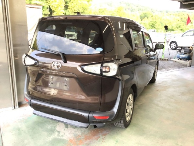 Toyota SIENTA 2015 7521837-4