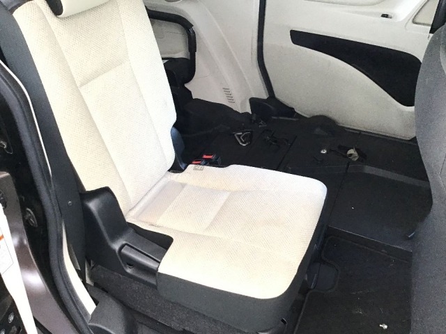 Toyota SIENTA 2015 7521837-6