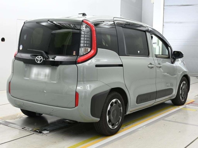 Toyota SIENTA 2023 7521850-1
