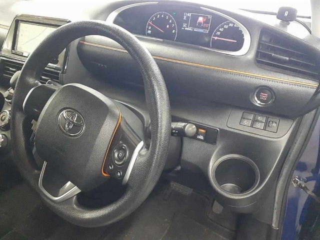 Toyota SIENTA 2022 7521851-9