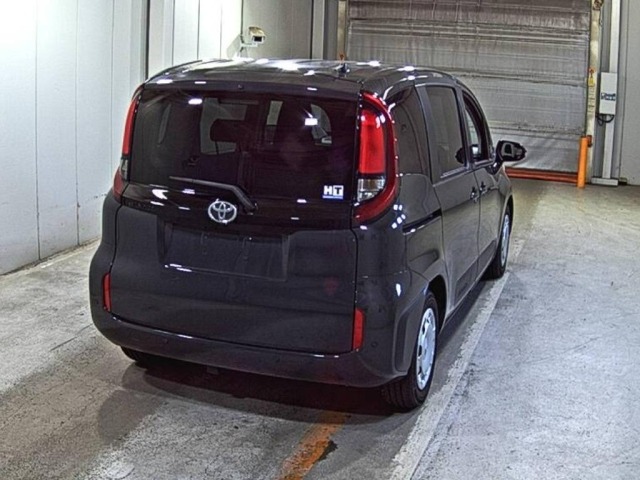 Toyota SIENTA 2022 7521857-5