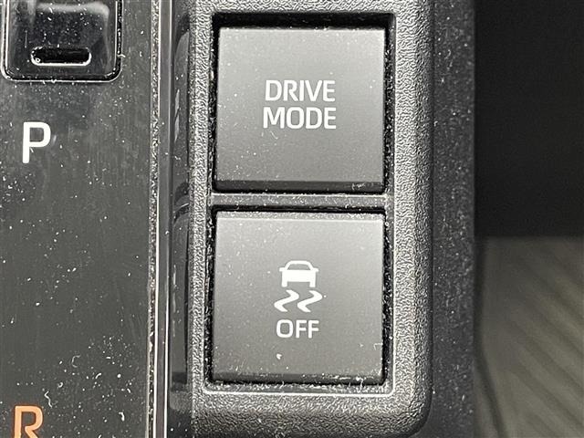 Toyota SIENTA 2025 7523180-7