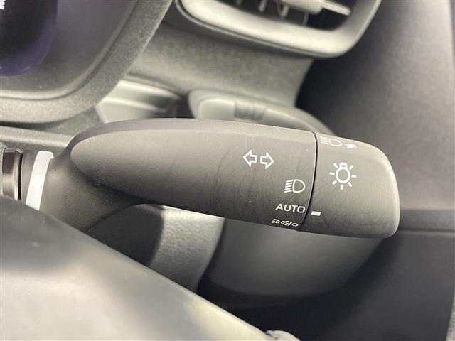 Toyota SIENTA 2025 7523377-7
