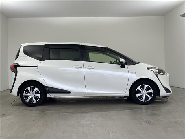 Toyota SIENTA 2018 7523410-21