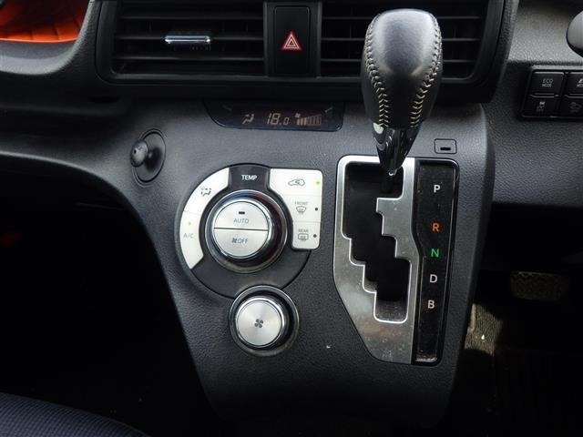 Toyota SIENTA 2015 7523532-7