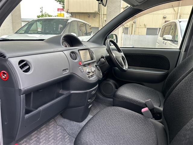 Toyota SIENTA 2011 7523547-18