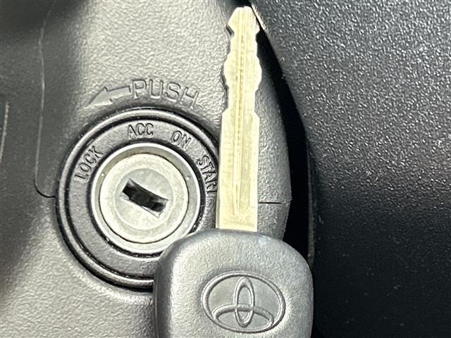 Toyota SIENTA 2011 7523547-2