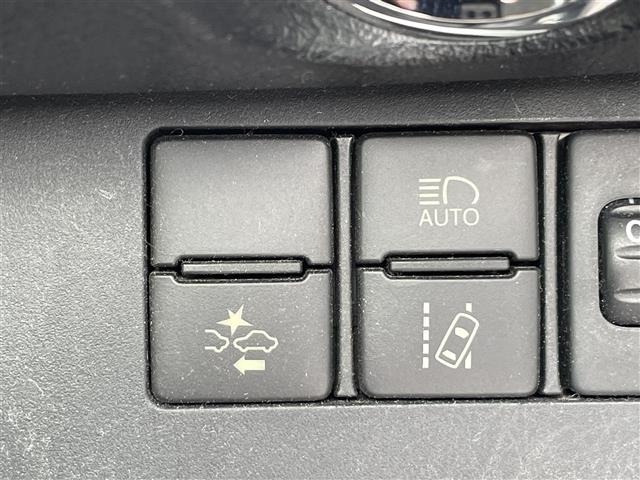 Toyota SIENTA 2017 7523586-11
