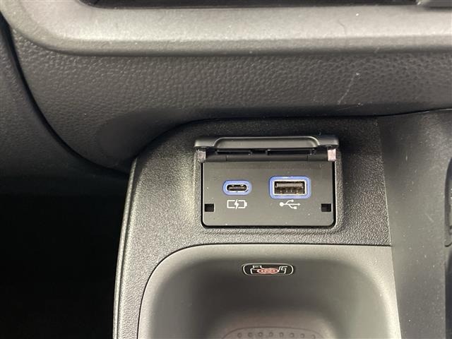 Toyota SIENTA 2024 7523595-12