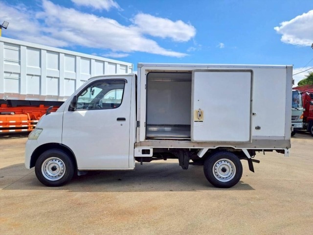 Toyota TOWNACE TRUCK 2011 7504568-17