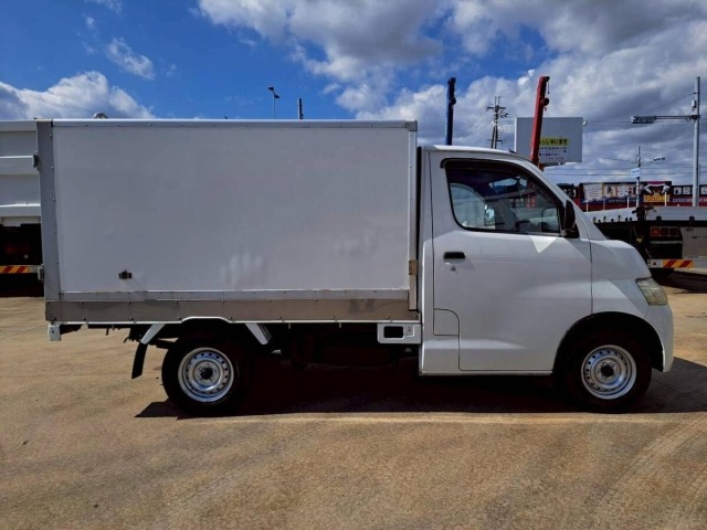 Toyota TOWNACE TRUCK 2011 7504568-6