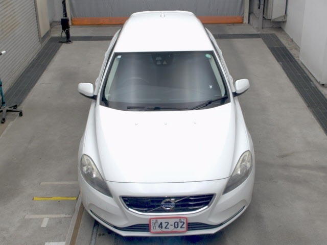 Volvo V40 2015 7494448-6