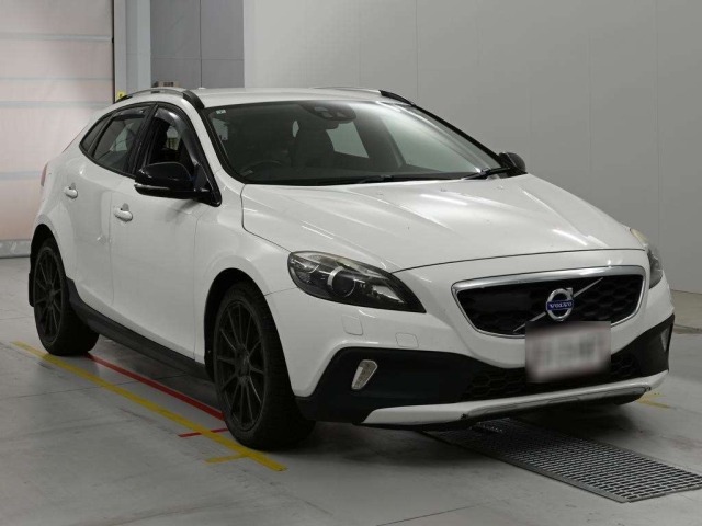 Volvo V40 2015 7494458-5