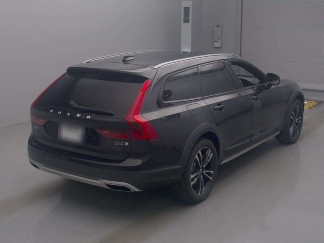 Volvo V90 2019 7494081-1