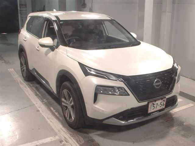 Nissan X-TRAIL 2024 7522471-0