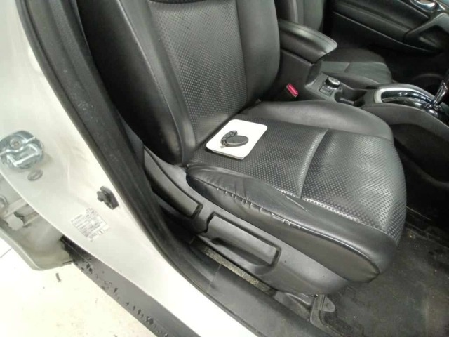 Nissan X-TRAIL 2017 7522575-10