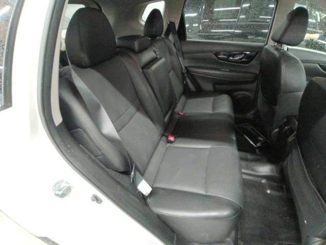 Nissan X-TRAIL 2017 7522575-12