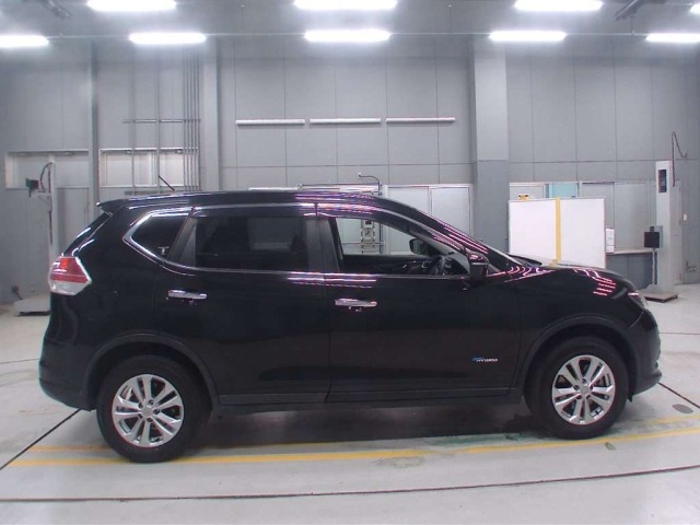 Nissan X-TRAIL 2016 7522604-3