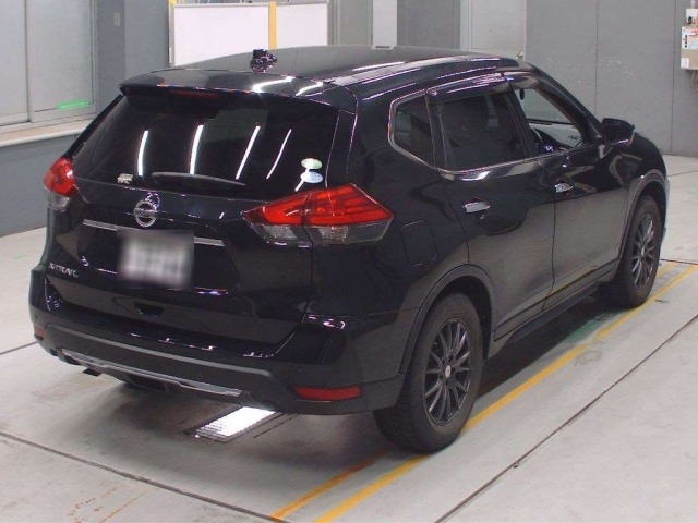 Nissan X-TRAIL 2017 7522611-1