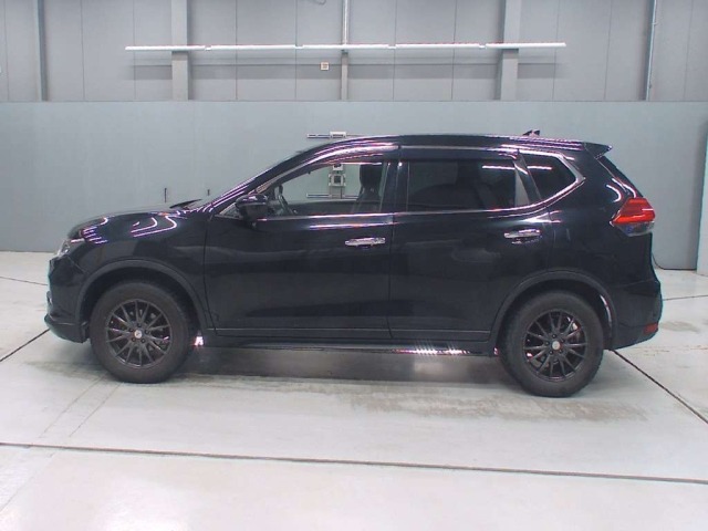 Nissan X-TRAIL 2017 7522611-4