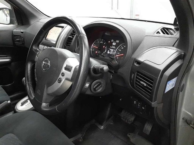 Nissan X-TRAIL 2010 7522626-7