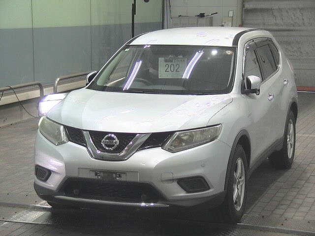 Nissan X-TRAIL 2016 7522684-4