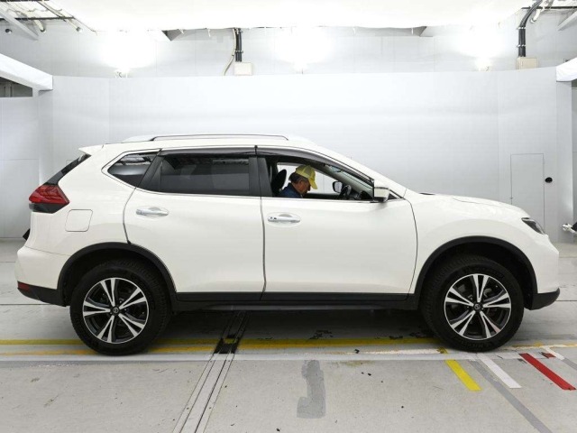 Nissan X-TRAIL 2020 7522736-3