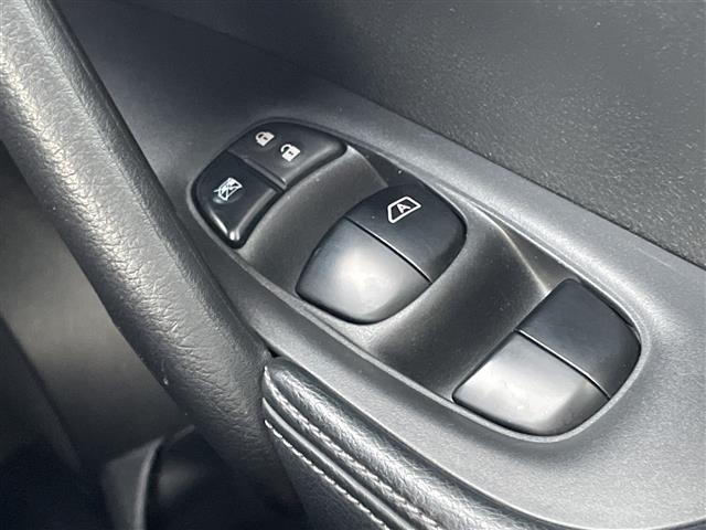 Nissan X-TRAIL 2016 7523611-12