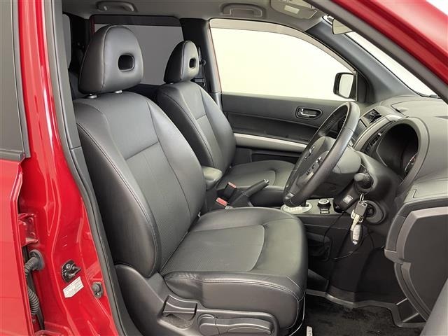 Nissan X-TRAIL 2013 7523789-12