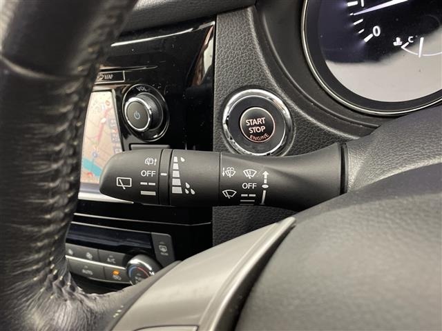 Nissan X-TRAIL 2015 7523812-12