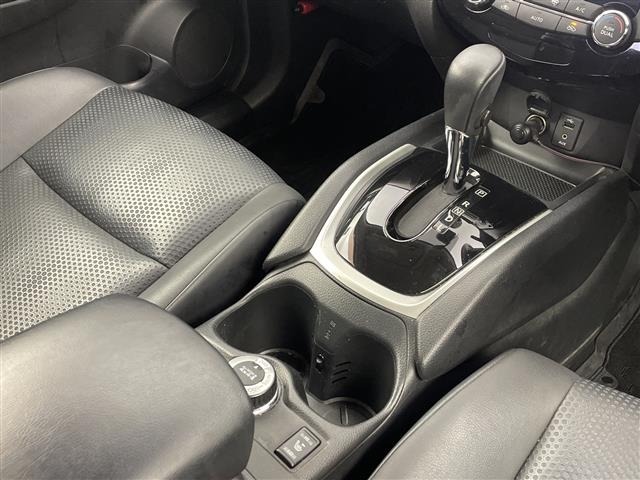 Nissan X-TRAIL 2015 7523812-3