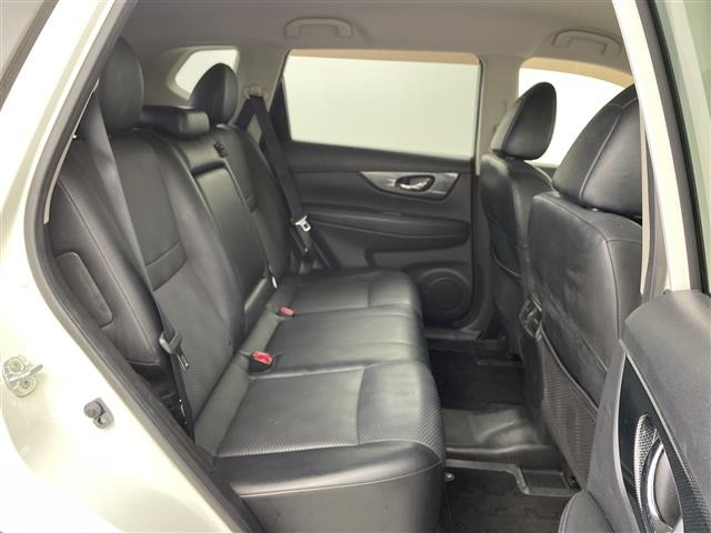 Nissan X-TRAIL 2015 7523812-6
