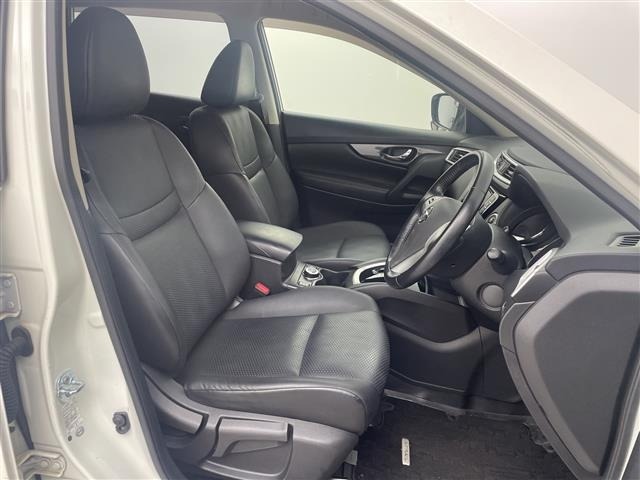 Nissan X-TRAIL 2016 7523851-2