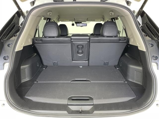 Nissan X-TRAIL 2017 7523929-22