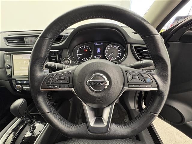 Nissan X-TRAIL 2017 7523962-18