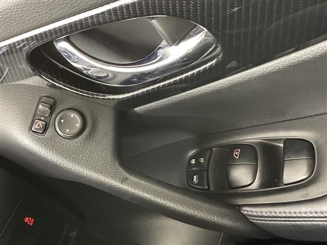 Nissan X-TRAIL 2019 7523991-10