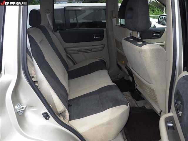 Nissan X-TRAIL 2002 7524047-9