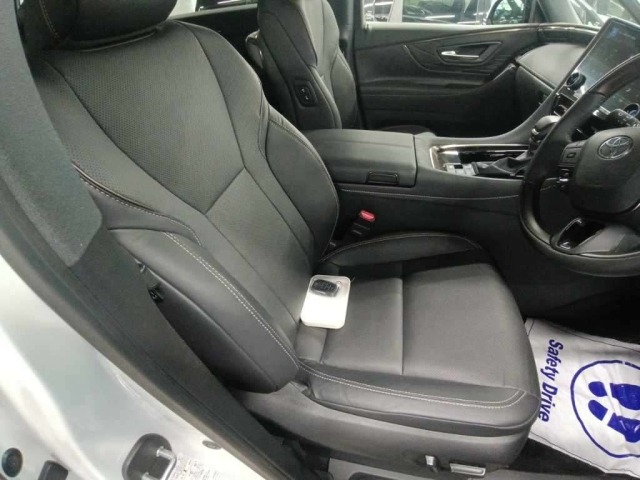 Toyota ALPHARD 2023 7525884-10