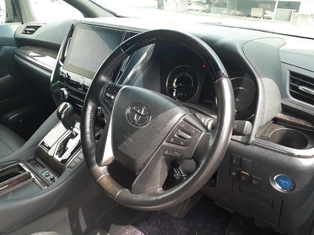 Toyota ALPHARD 2022 7525911-7
