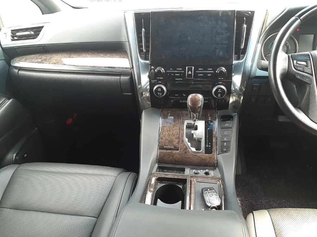 Toyota ALPHARD 2022 7525911-9