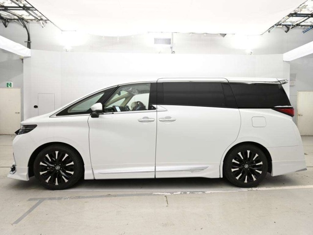 Toyota ALPHARD 2024 7526114-4